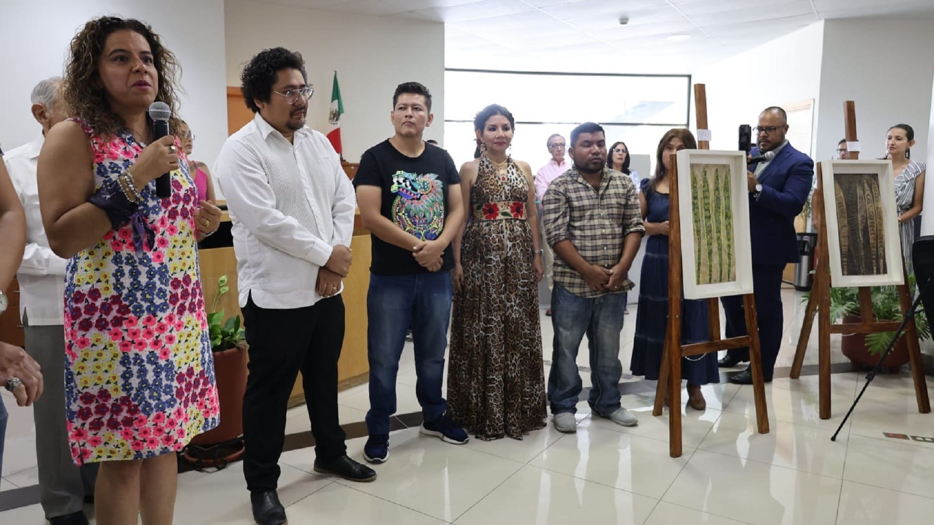 Voluntariado del PJEO inaugura la exposición “Mundos internos”, un espacio para el arte en Oaxaca