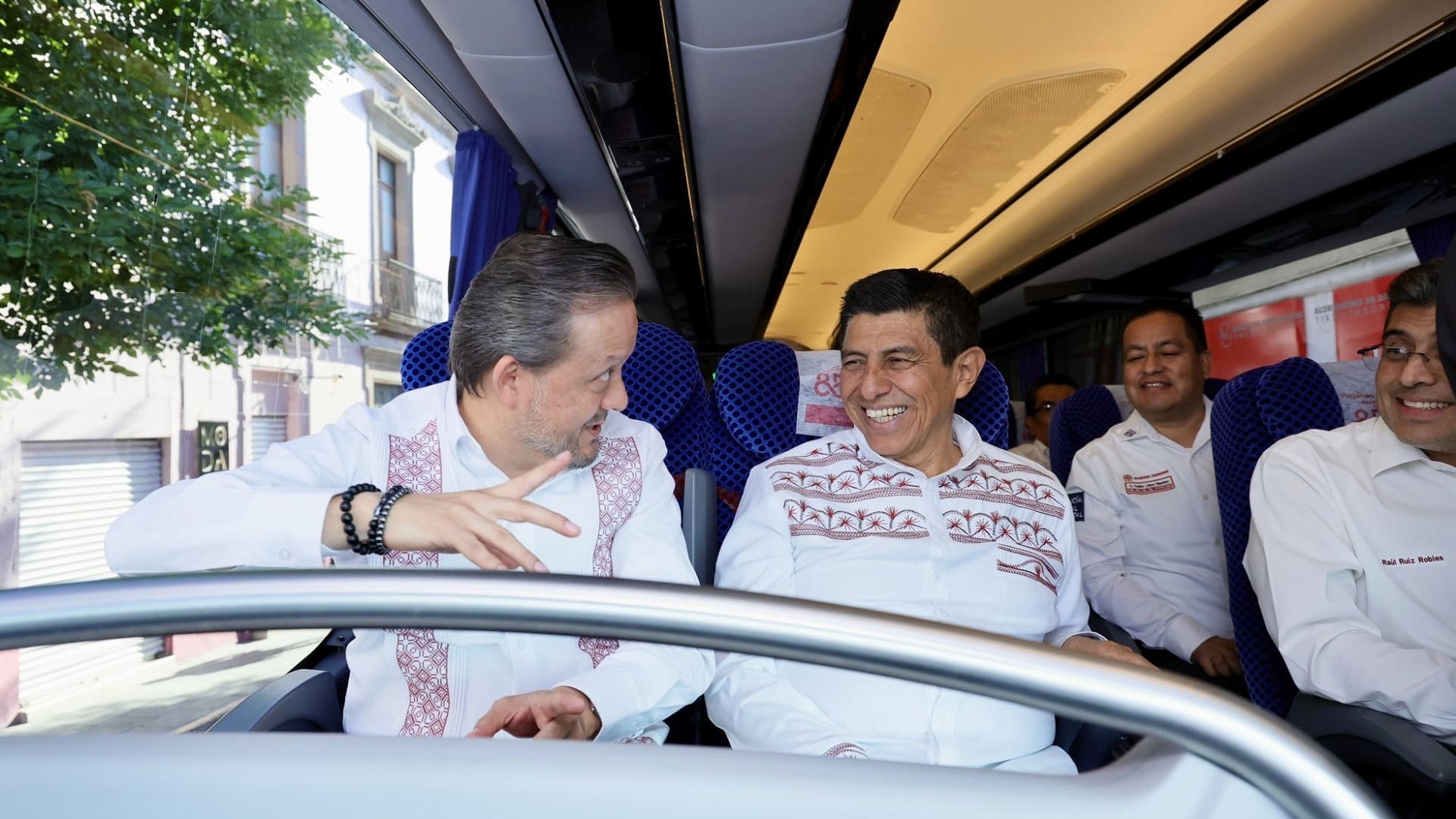 ¡De lujo! ADO Oaxaca presenta sus nuevas unidades ¡De lujo! ADO Oaxaca presenta sus nuevas unidades