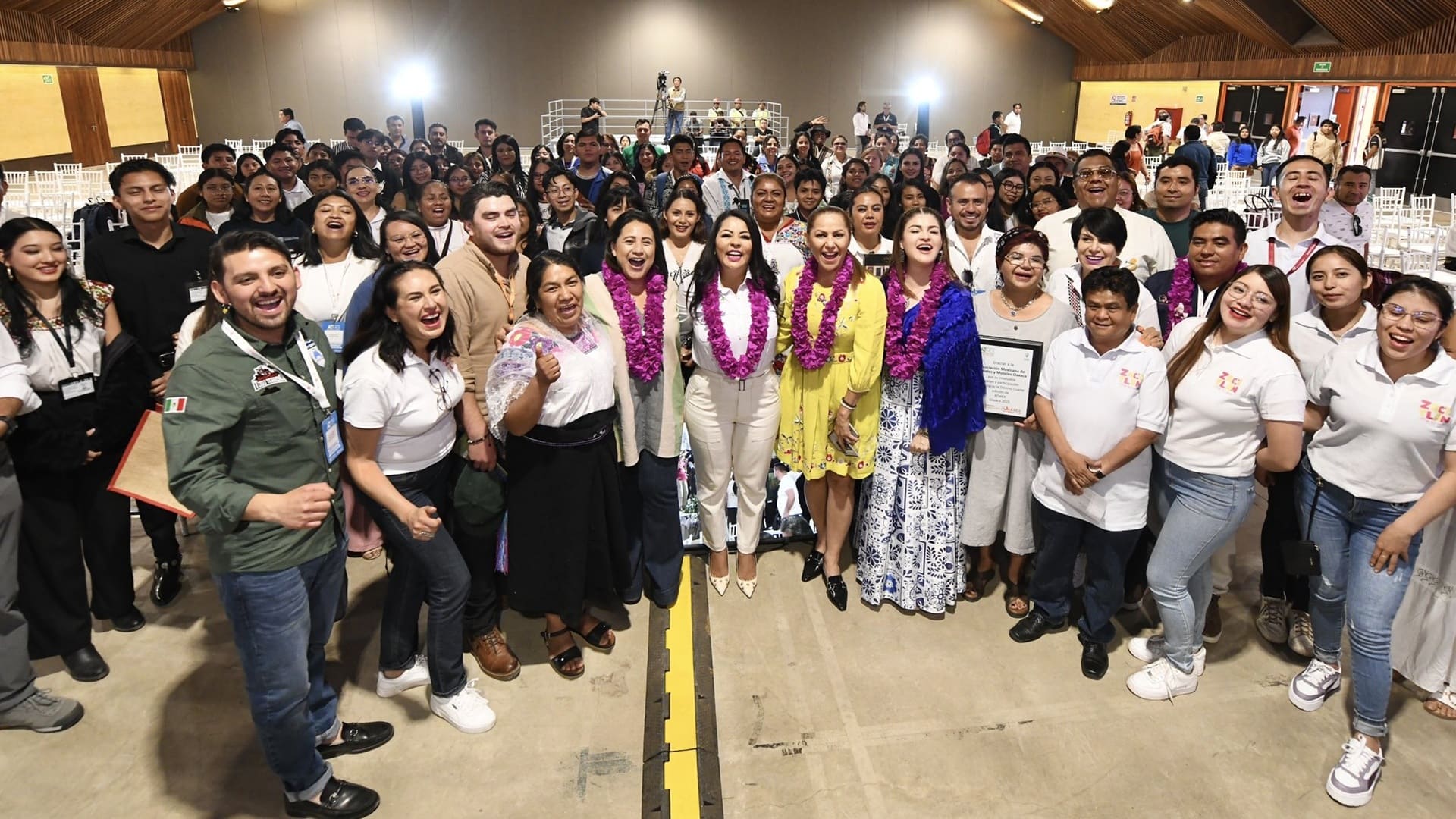 Sectur Oaxaca entrega distintivos de calidad en servicios turísticos