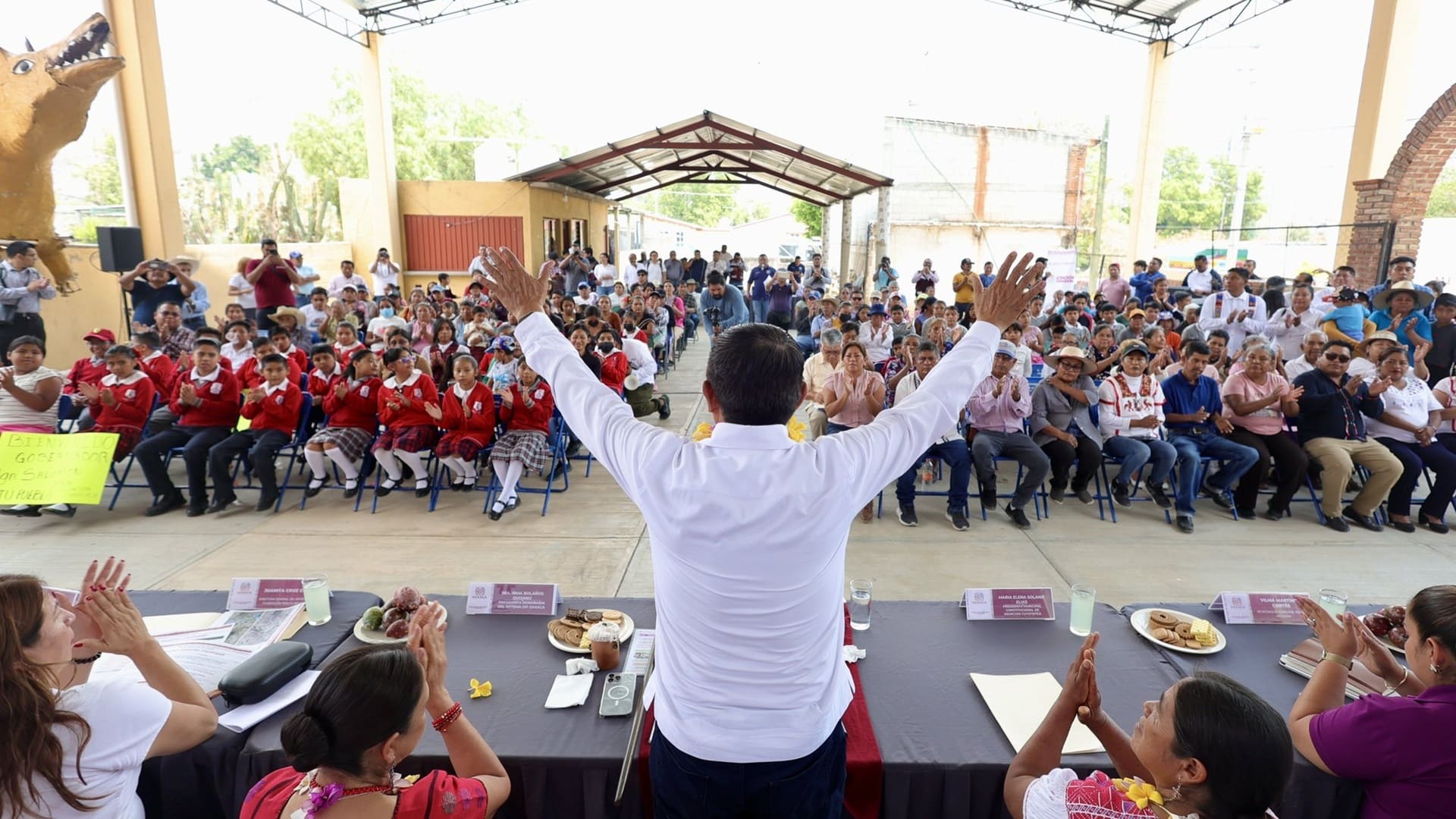 Anuncian inversión en salud, educación, alimentación y agua potable para Asunción Cuyotepeji