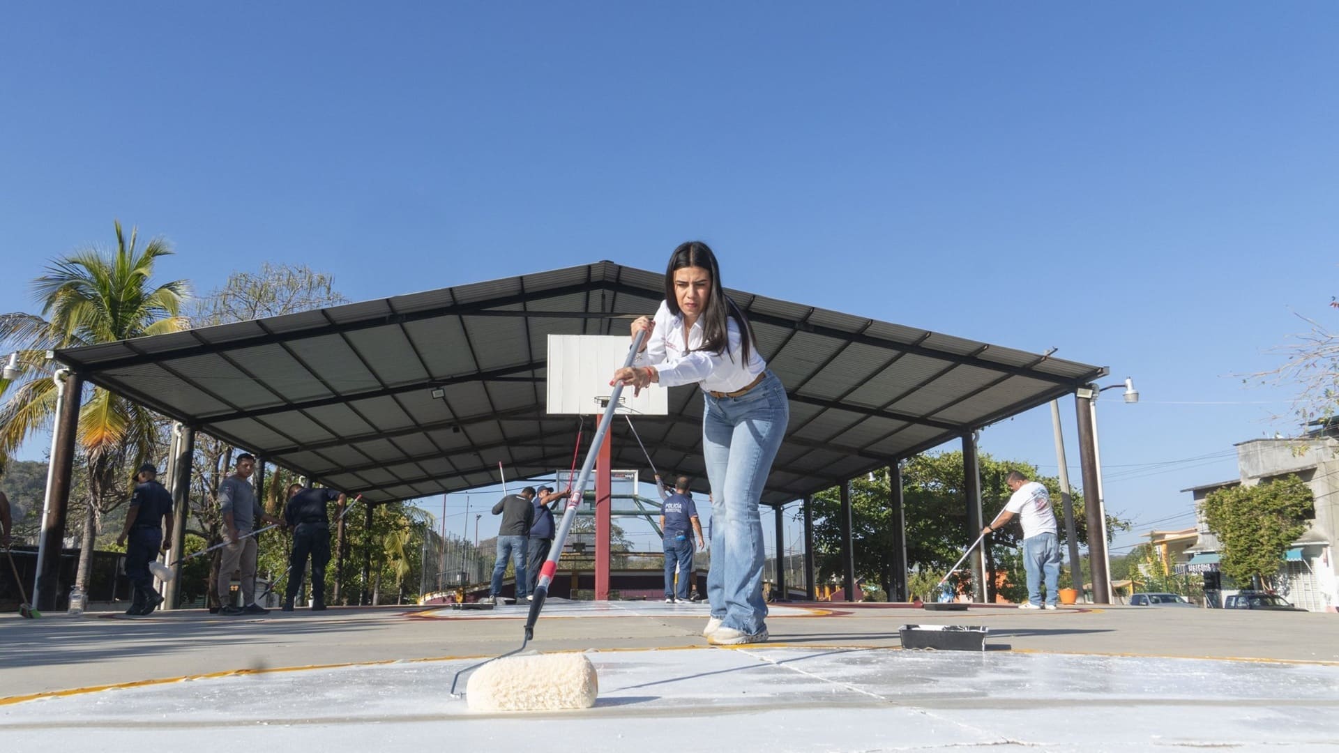Schmidt Ruiz destaca recuperación de 106 espacios públicos vía Tequios por la Seguridad 