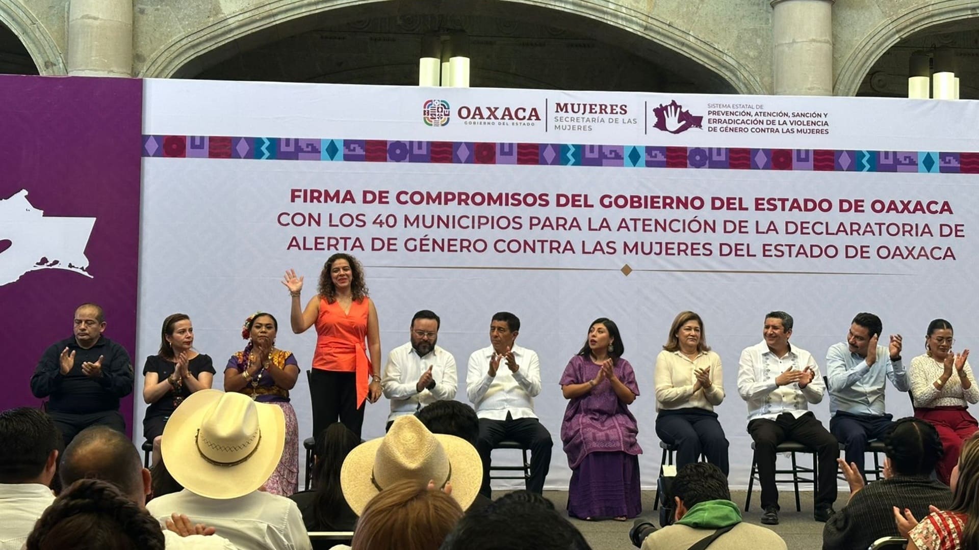 Atestigua magistrada Ramírez Jiménez firma de compromisos para atención de la Declaratoria de Alerta de Violencia de Género contra las Mujeres Atestigua magistrada Ramírez Jiménez firma de compromisos para atención de la Declaratoria de Alerta de Violencia de Género contra las Mujeres