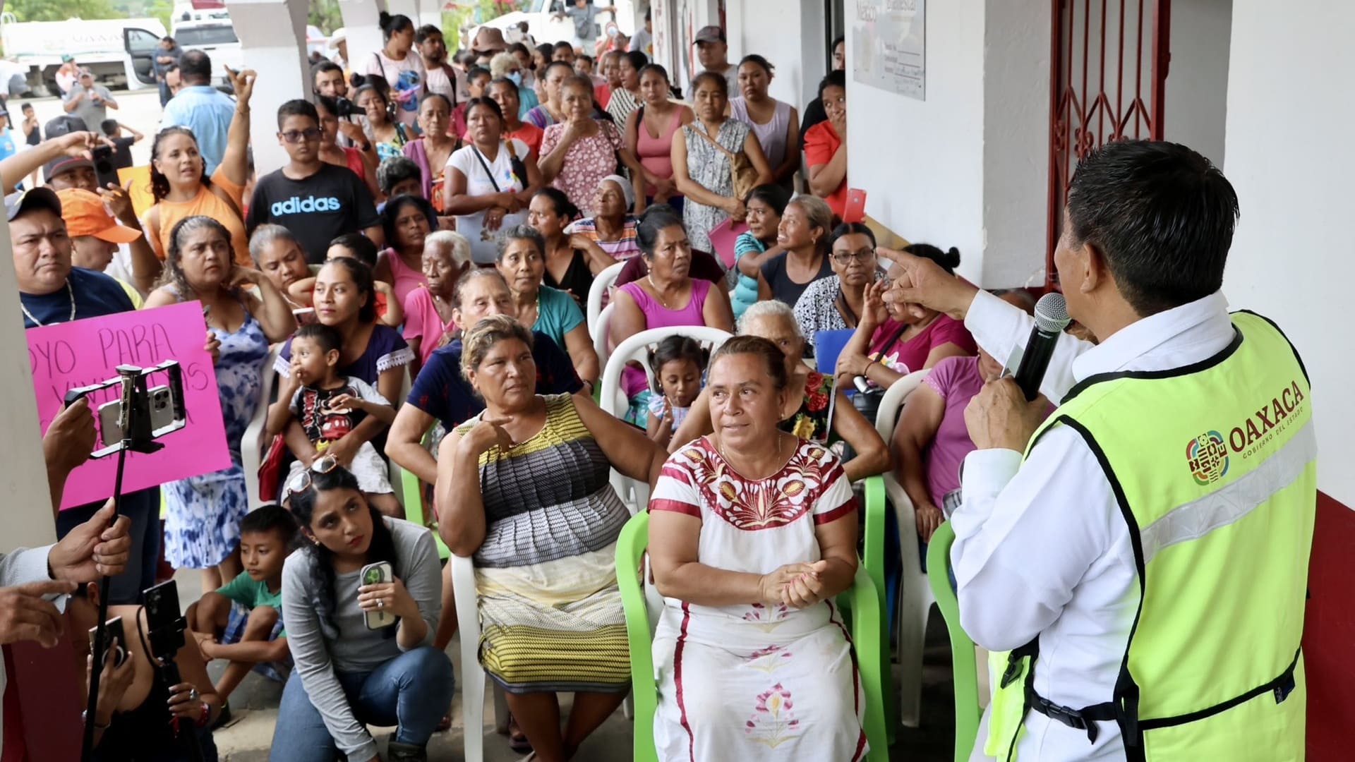 El gobierno está atento para responder en la contingencia: Salomón Jara Cruz