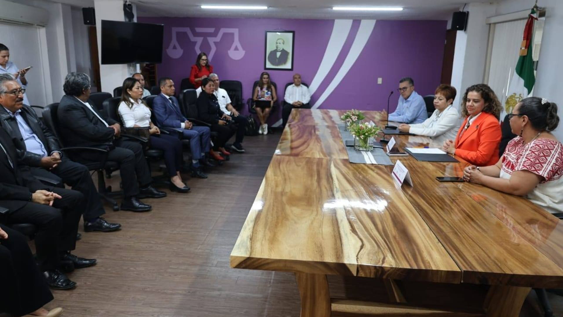 PJEO y Colegio de Contadores Públicos firman convenio de colaboración académica