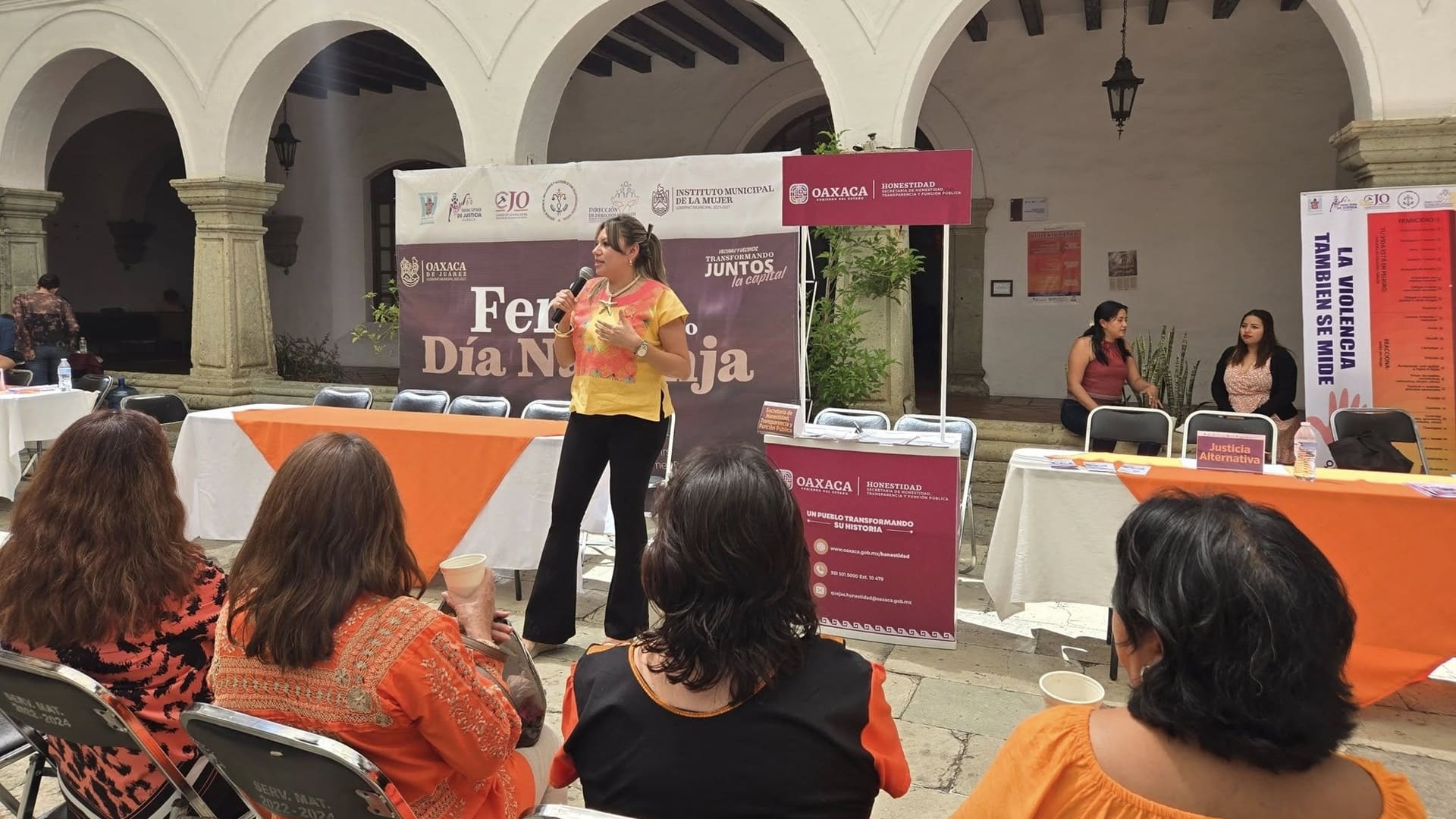 PJEO participa activamente en las Ferias Naranja para prevenir la violencia de género PJEO participa activamente en las Ferias Naranja para prevenir la violencia de género