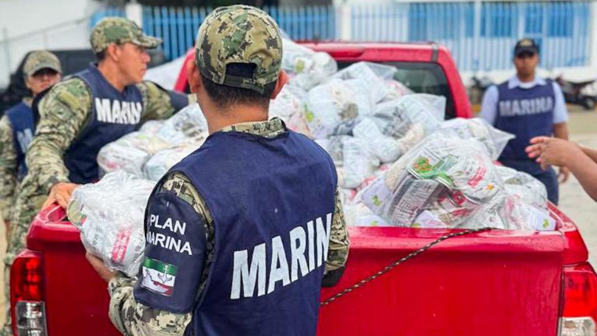 Informa DIF entrega de 23 mil 580 canastas alimentarias en Costa, Istmo y Sierra Sur