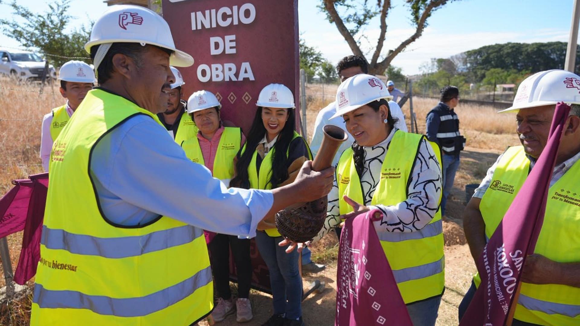 Arranca Xoxocotlán 11 obras en beneficio de más de 5 mil ciudadanos Arranca Xoxocotlán 11 obras en beneficio de más de 5 mil ciudadanos