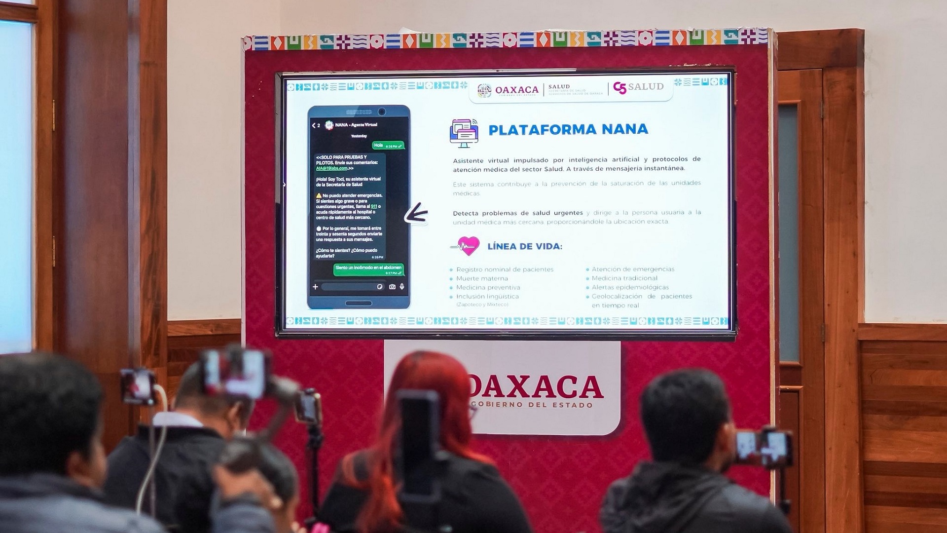 Oaxaca presenta médico virtual “Nana” y app del BinniBus para mejorar atención médica
