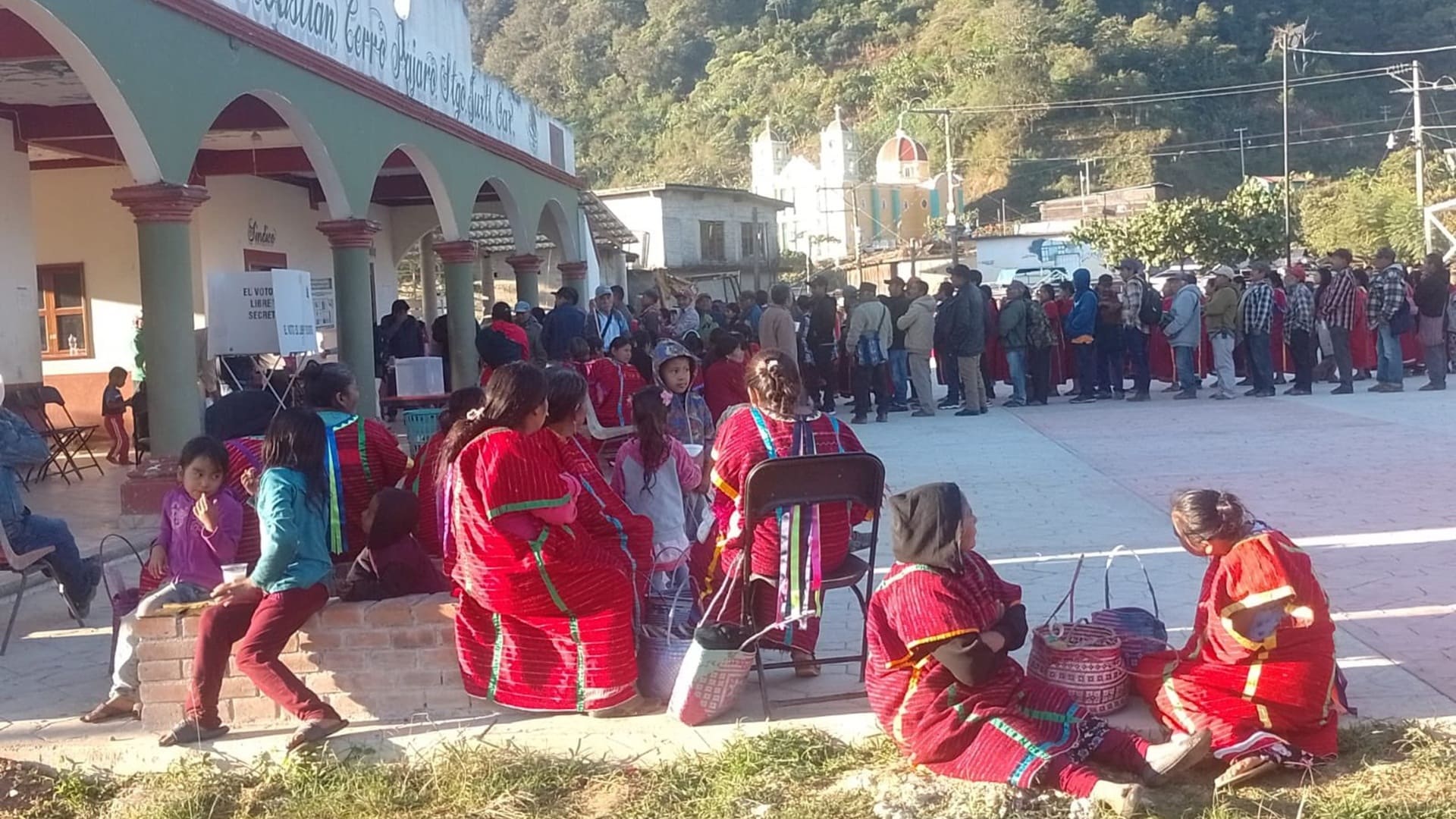 Reporta Gobierno de Oaxaca jornada en paz: 99.96% de casillas instaladas