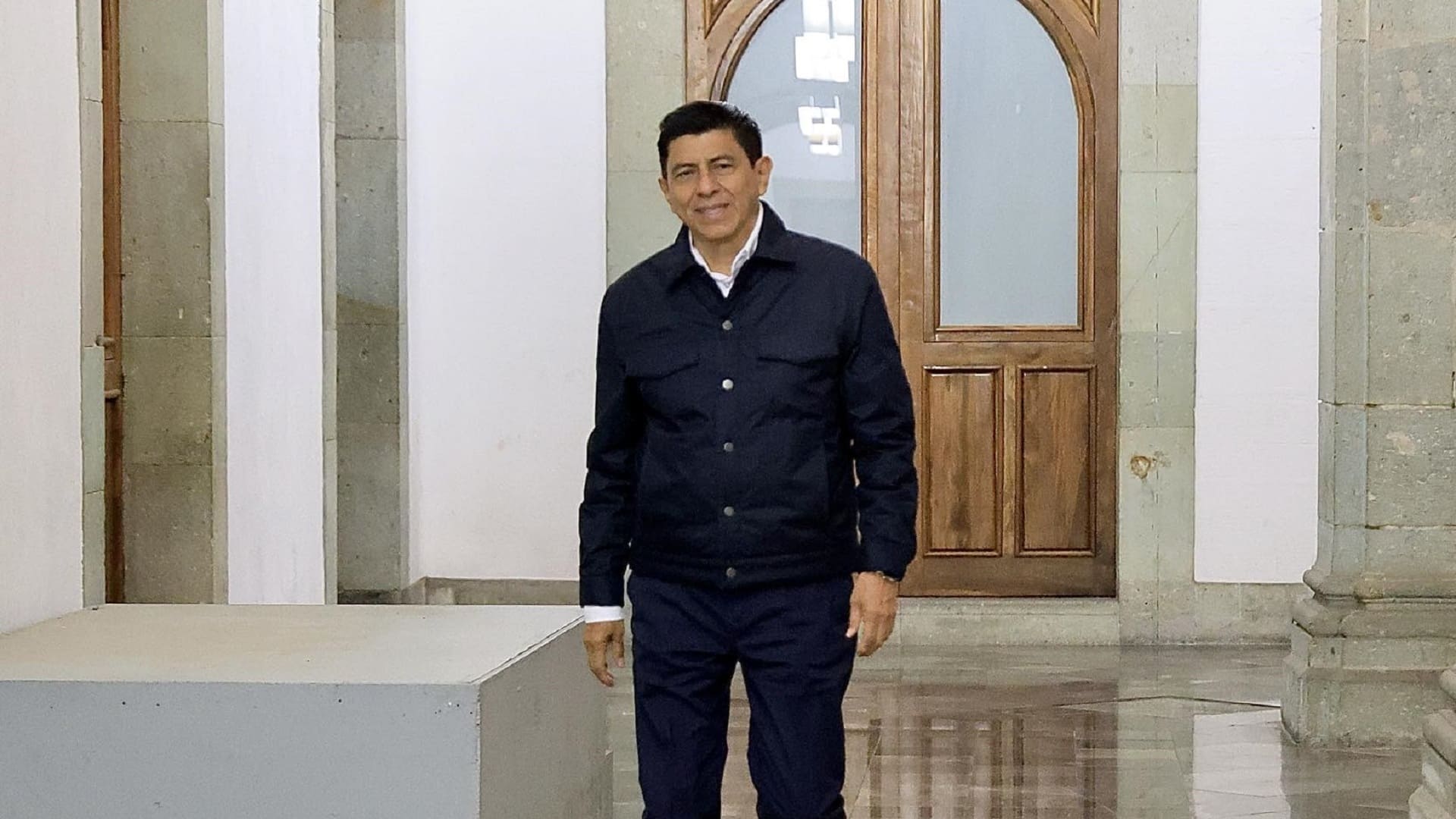 Sacude Salomón Jara su gabinete en el relanzamiento del Gobierno de Oaxaca tras revocación Sacude Salomón Jara su gabinete en el relanzamiento del Gobierno de Oaxaca tras revocación