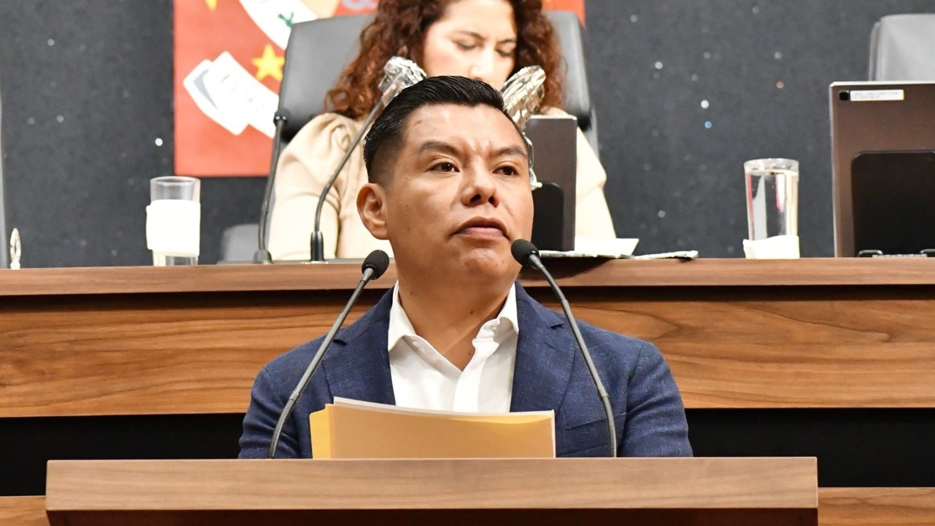 “Cada aula es esperanza”: Benjamín Viveros destaca la educación como motor de paz en Oaxaca “Cada aula es esperanza”: Benjamín Viveros destaca la educación como motor de paz en Oaxaca