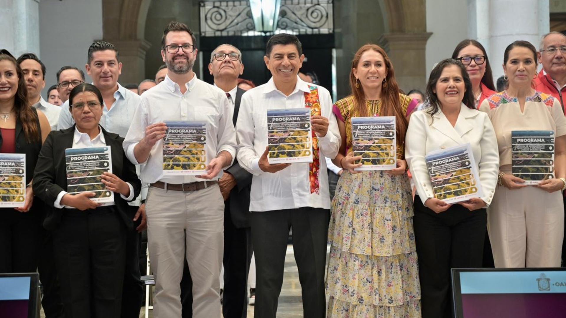 Oaxaca presenta plan estatal para un desarrollo ordenado, sostenible e inclusivo