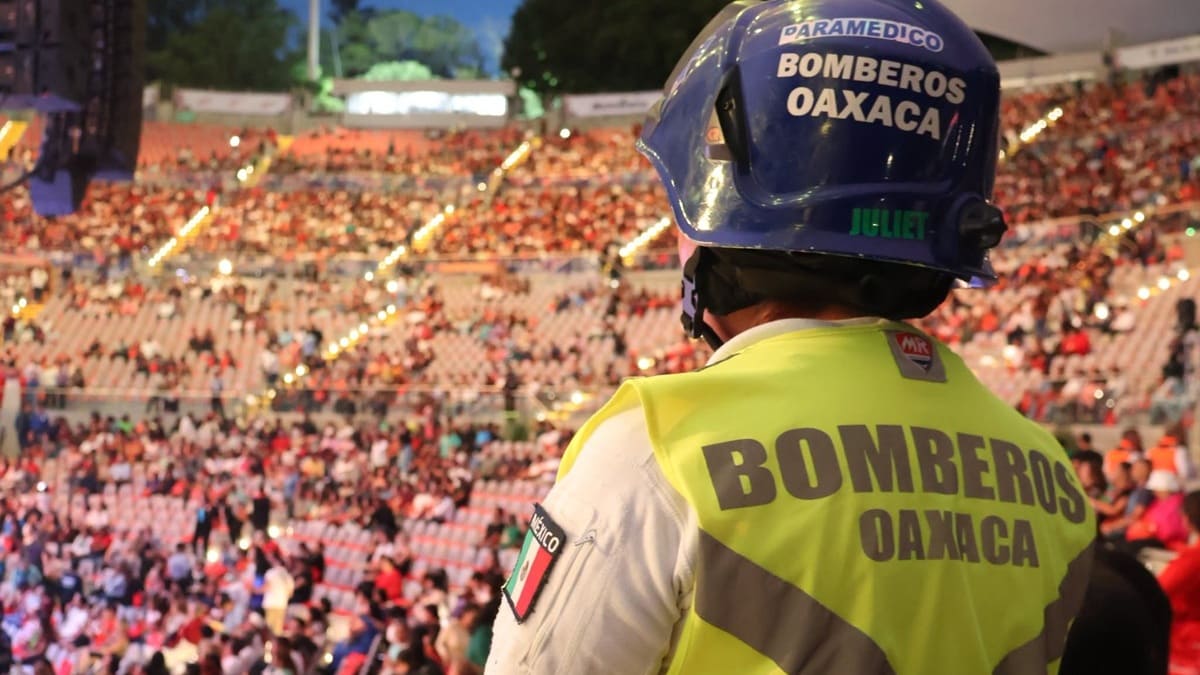 Guelaguetza 2026: Atienden a más de 30 personas por lesiones leves y descompensaciones Guelaguetza