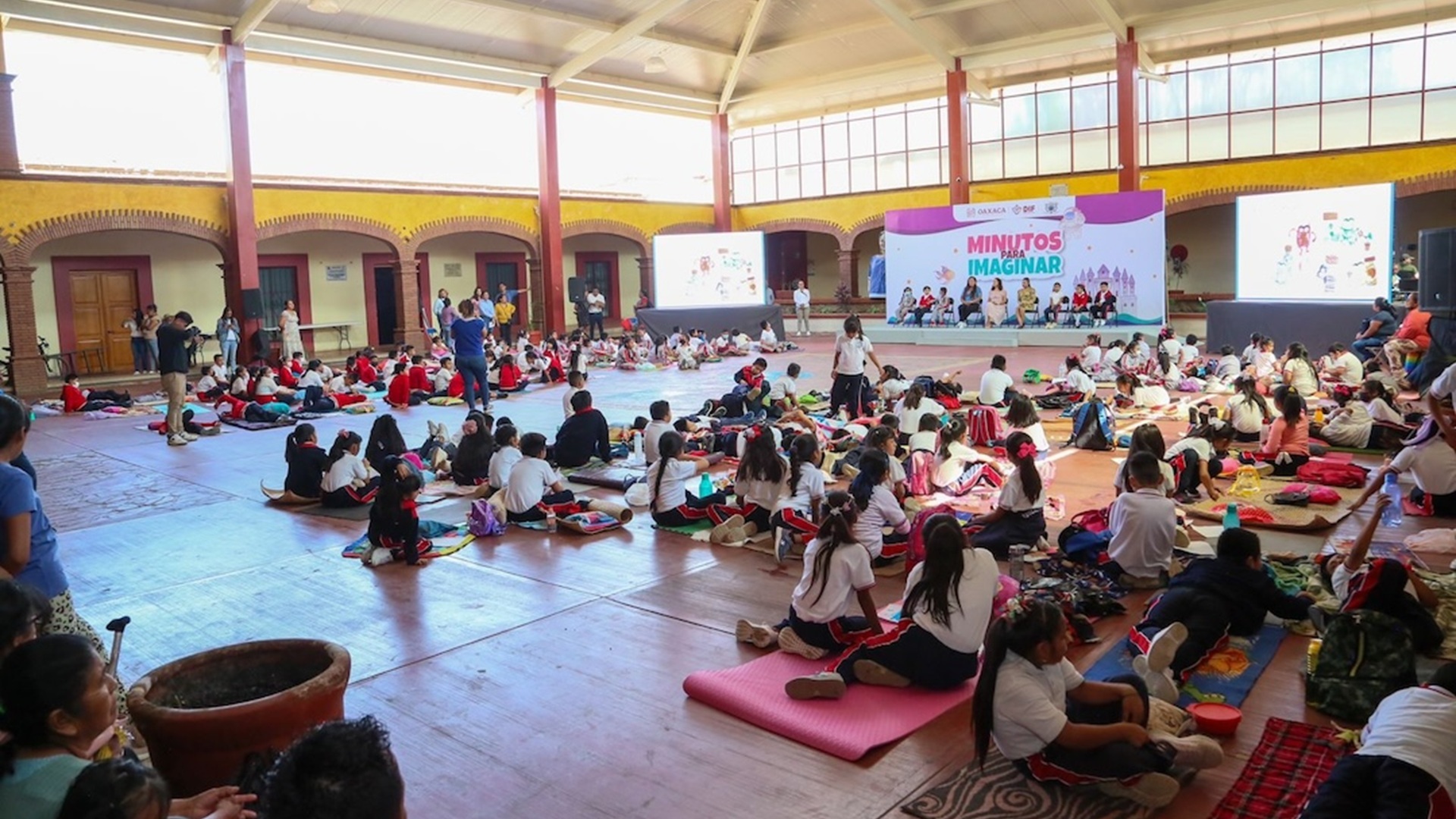 DIF Oaxaca impulsa lectura infantil en Tlalixtac con actividades basadas en “El monstruo de colores”