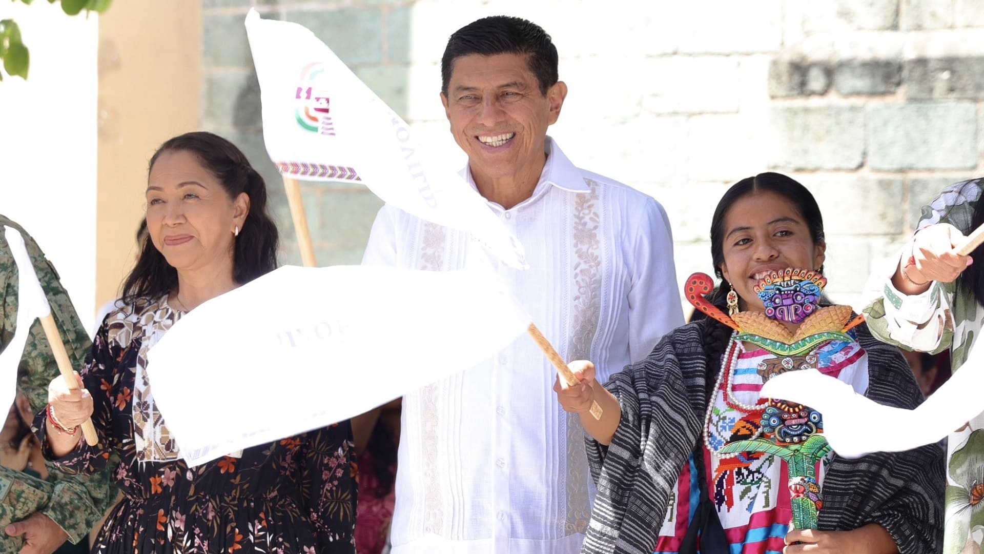 Para nosotros la Guelaguetza no es marketing, es tributo: Salomón Jara Cruz Para nosotros la Guelaguetza no es marketing, es tributo: Salomón Jara Cruz