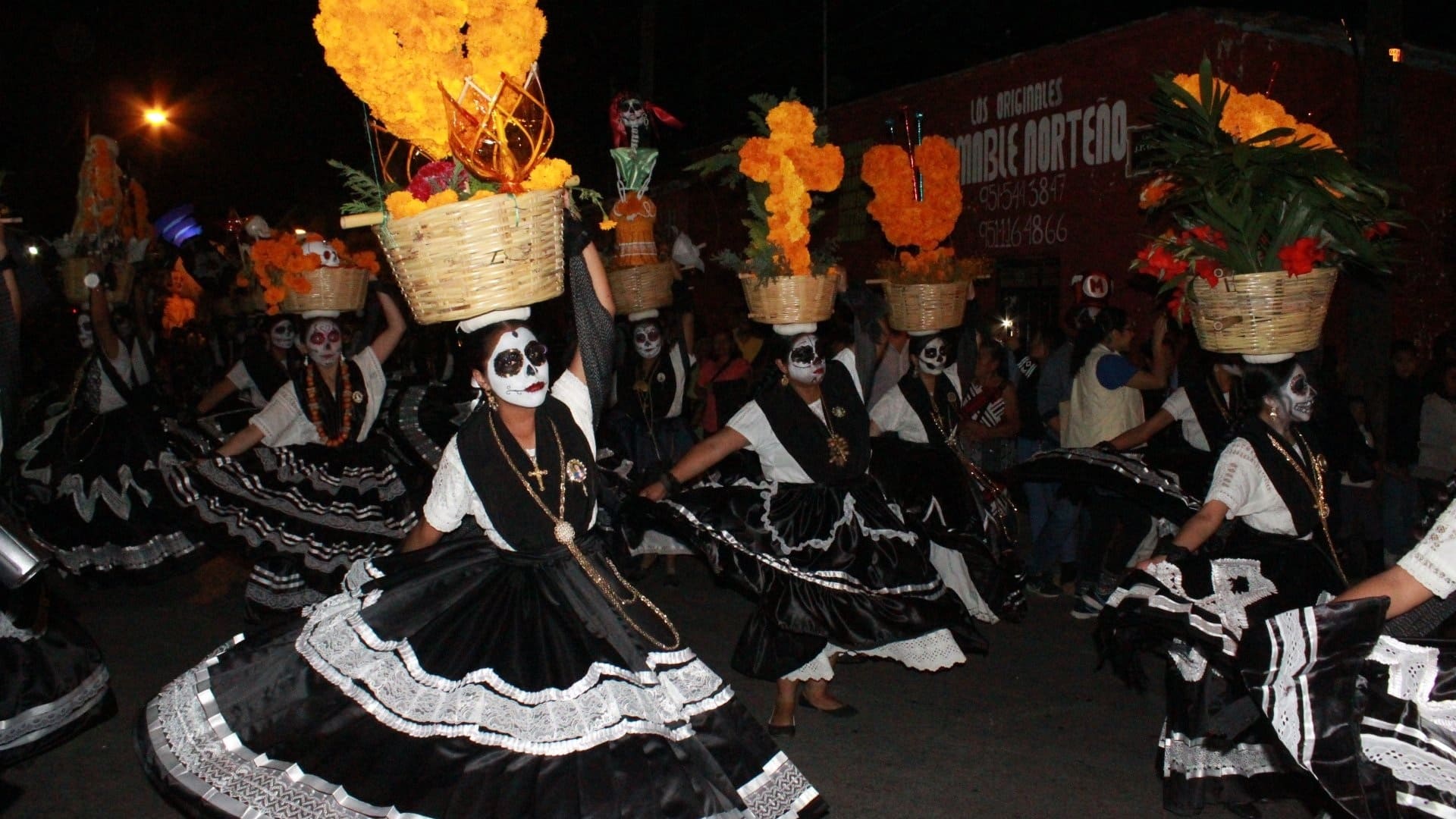La Muerteada en Villa de Etla: tradición, misticismo y folclor que dan vida al Día de Muertos La Muerteada en Villa de Etla: tradición, misticismo y folclor que dan vida al Día de Muertos