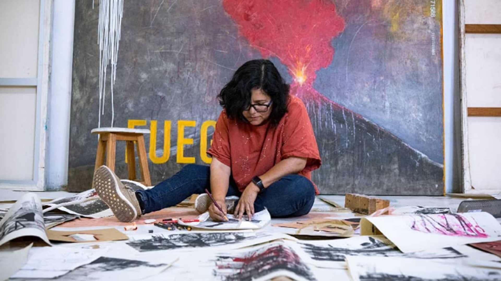 Obras de Amador Montes desfilarán en París, a través de diseños de Mora Ruiz