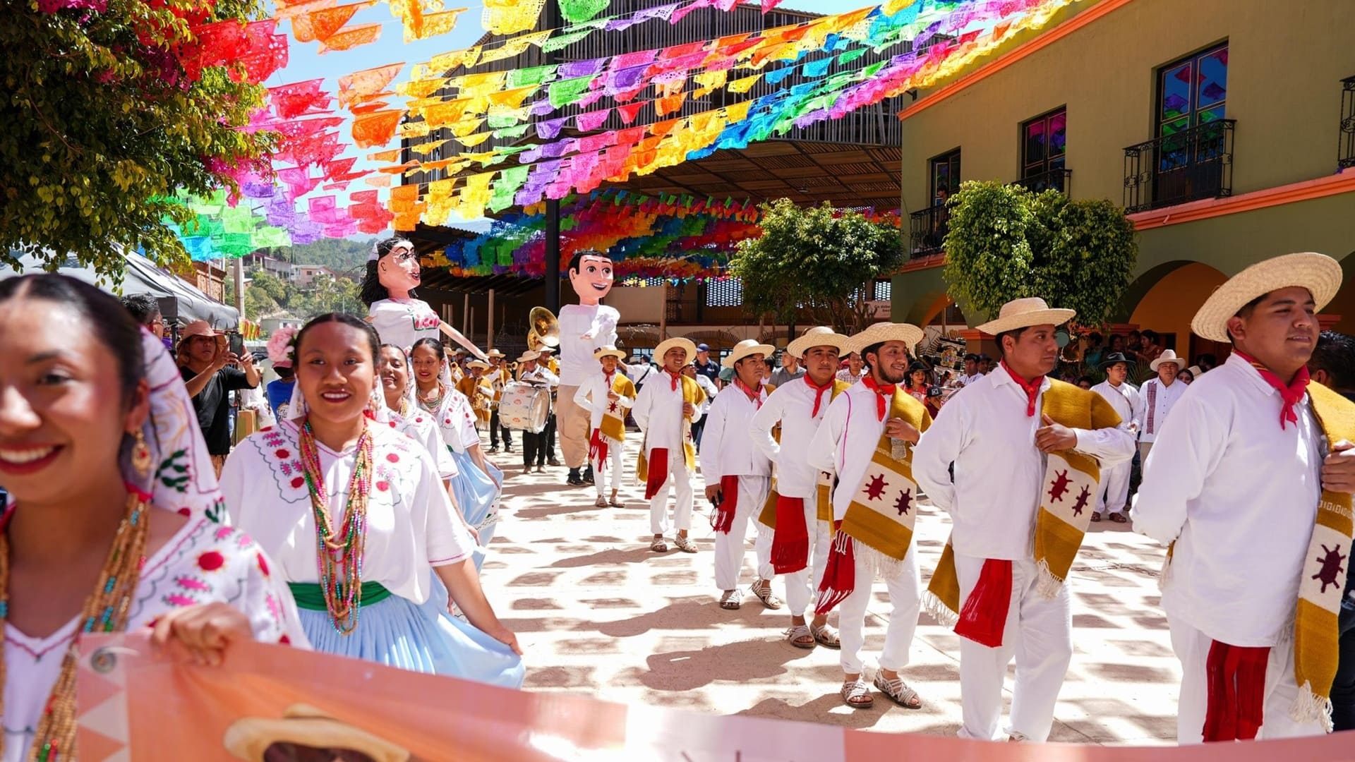 Vibra San Melchor Betaza con la Guelaguetza Serrana 2026; Salomón Jara destaca orgullo cultural