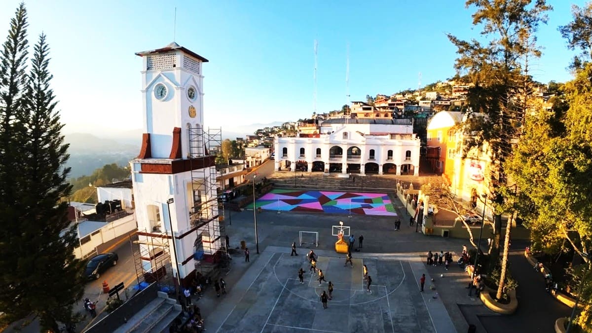 Plaza principal de Huatla de Jiménez en Oaxaca