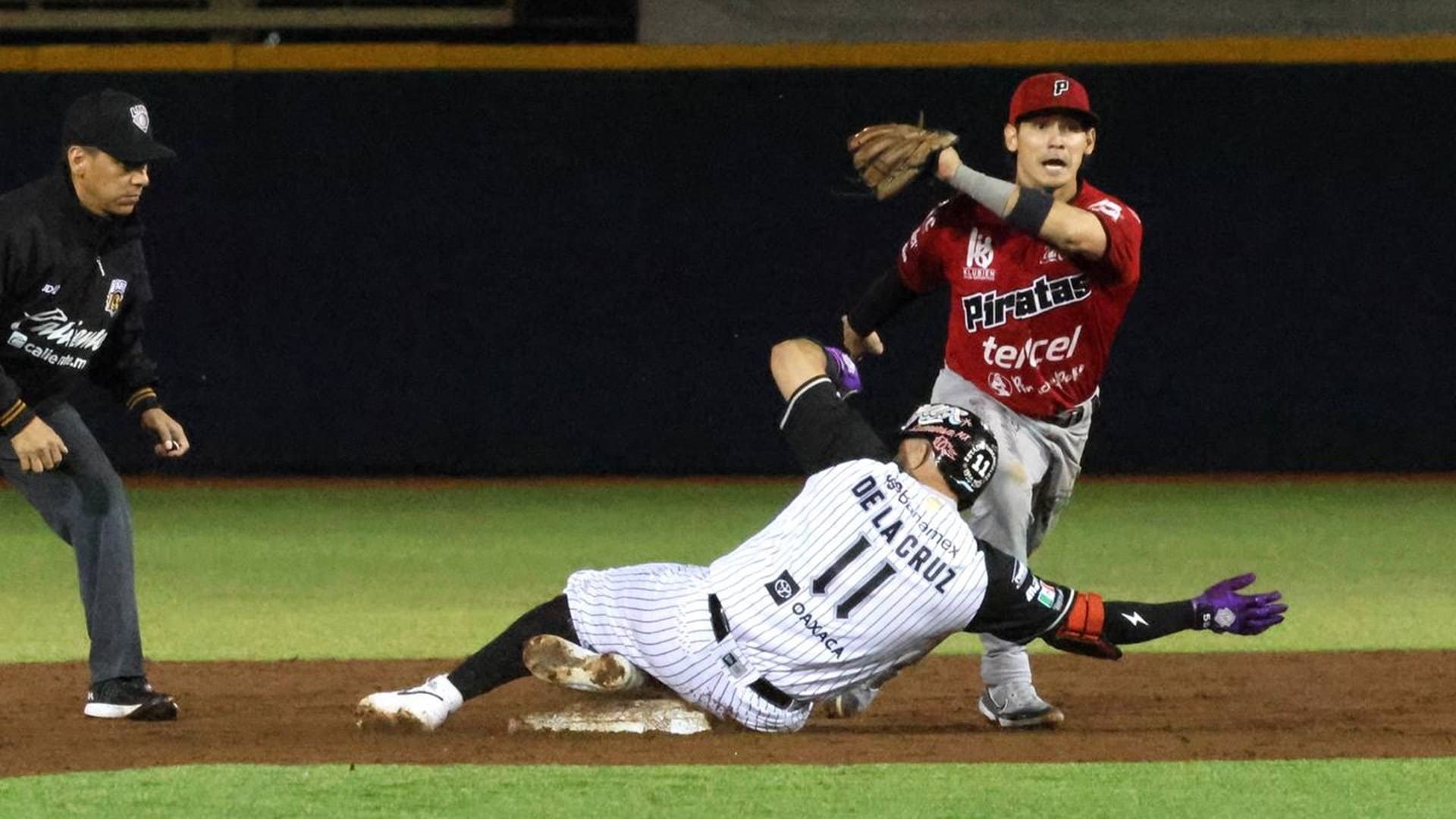 Impone Guerreros de Oaxaca su autoridad ante Piratas con imparables