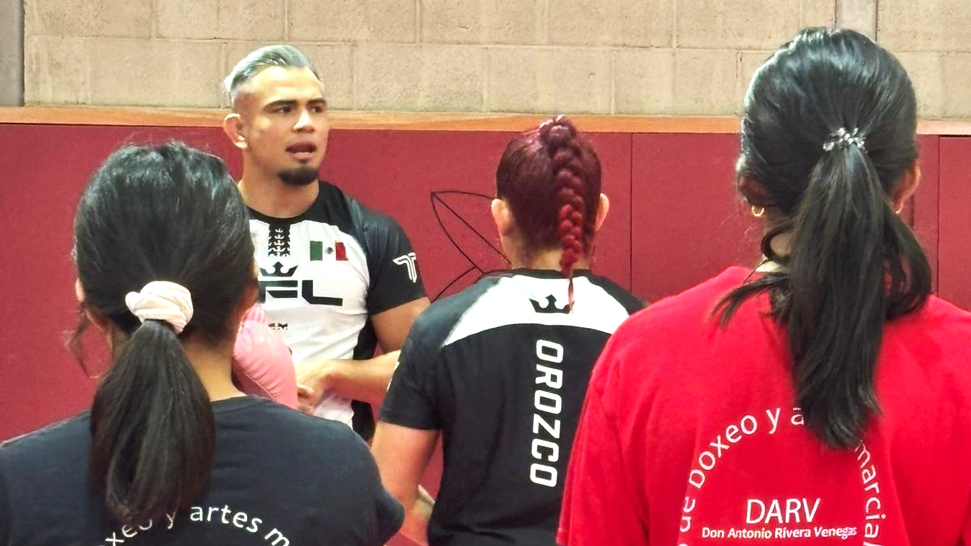 Gimnasio comunitario fortalece el deporte y la inclusión social en Tlacolula de Matamoros