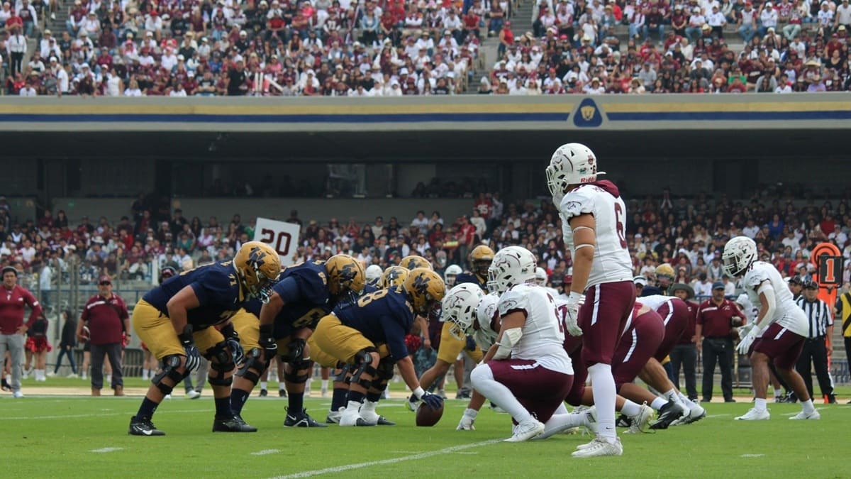 Ofensiva de Pumas CU ante Burros Blancos del IPN