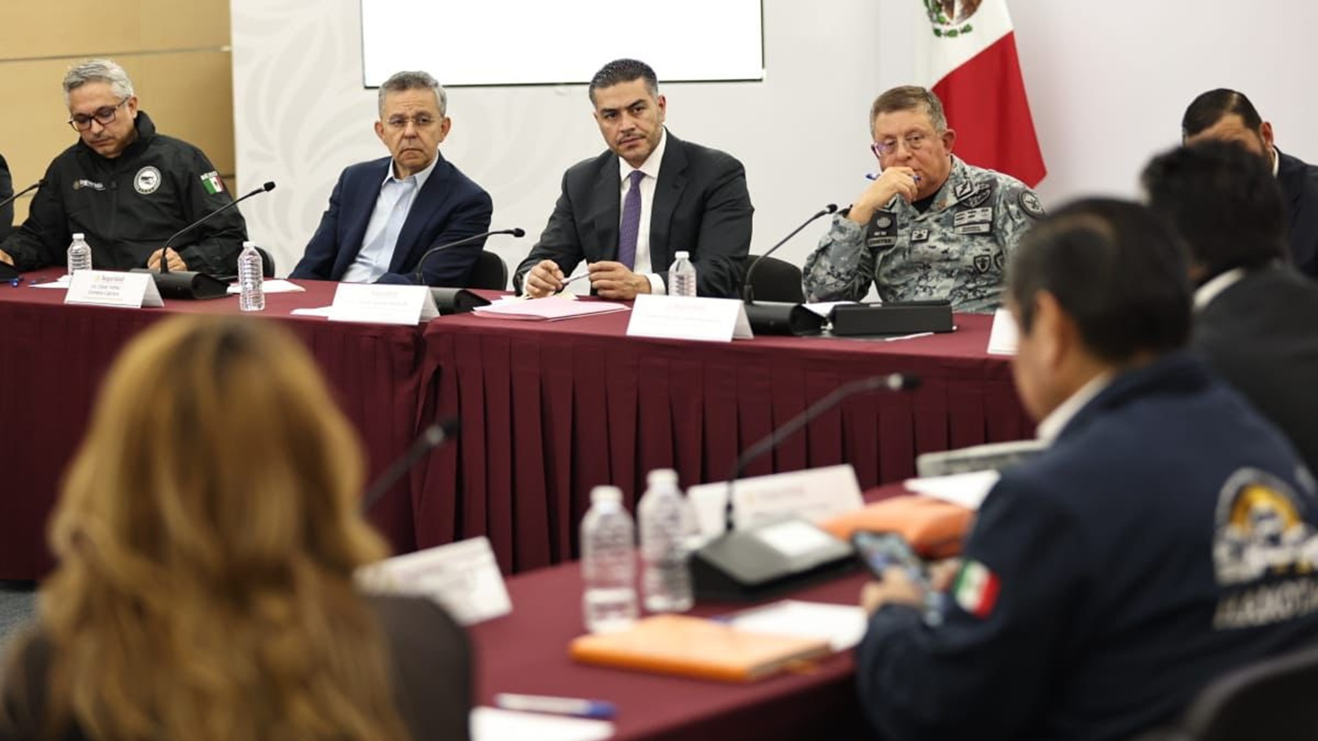 García Harfuch prevé mayor coordinación en seguridad con la llegada de Ernestina Godoy a la FGR García Harfuch prevé mayor coordinación en seguridad con la llegada de Ernestina Godoy a la FGR