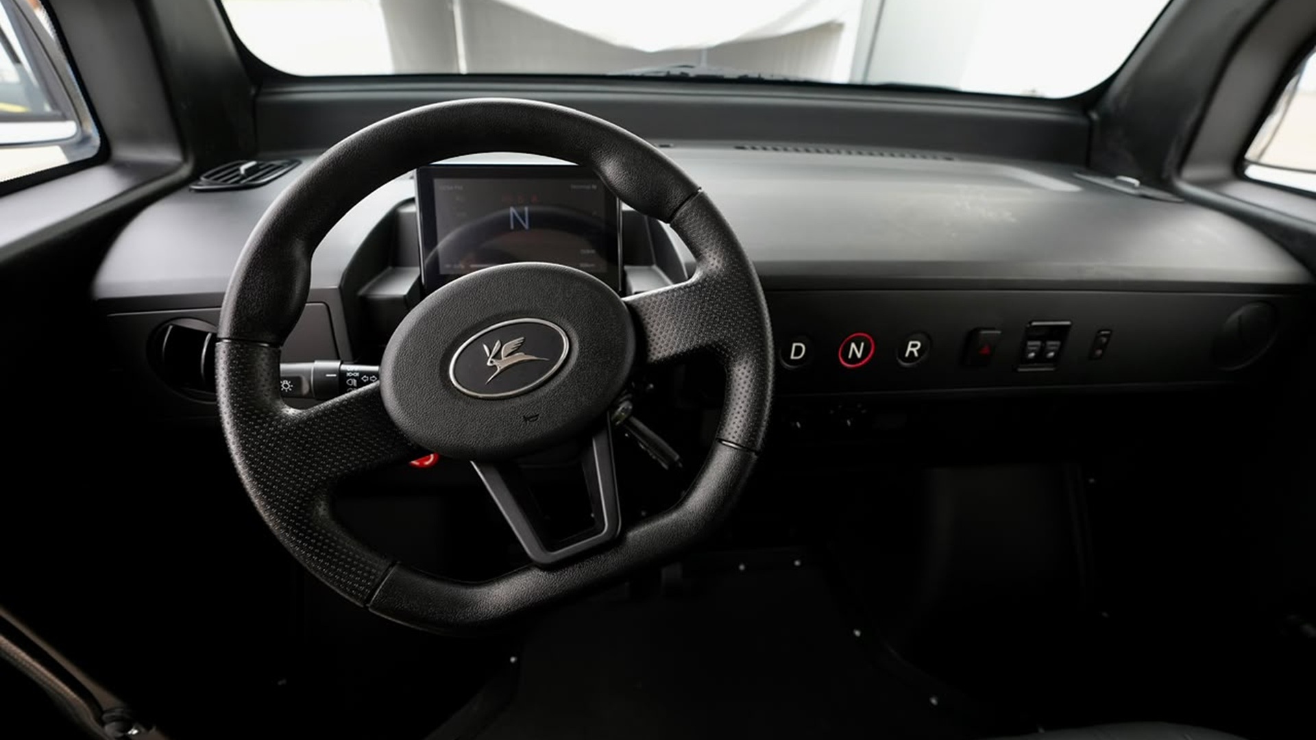 Olinia, el auto eléctrico de Sheinbaum: innovación mexicana o vehículo con vacíos en seguridad