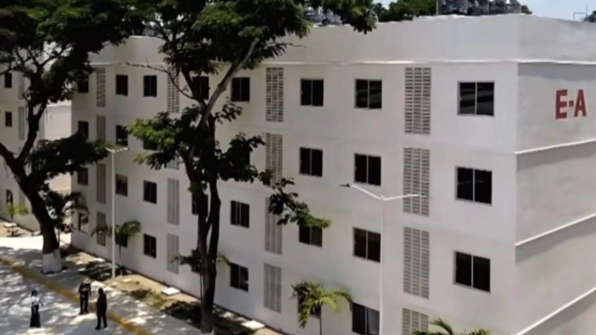 Imagen de una maqueta de un proyecto de edificio de la SEDATU