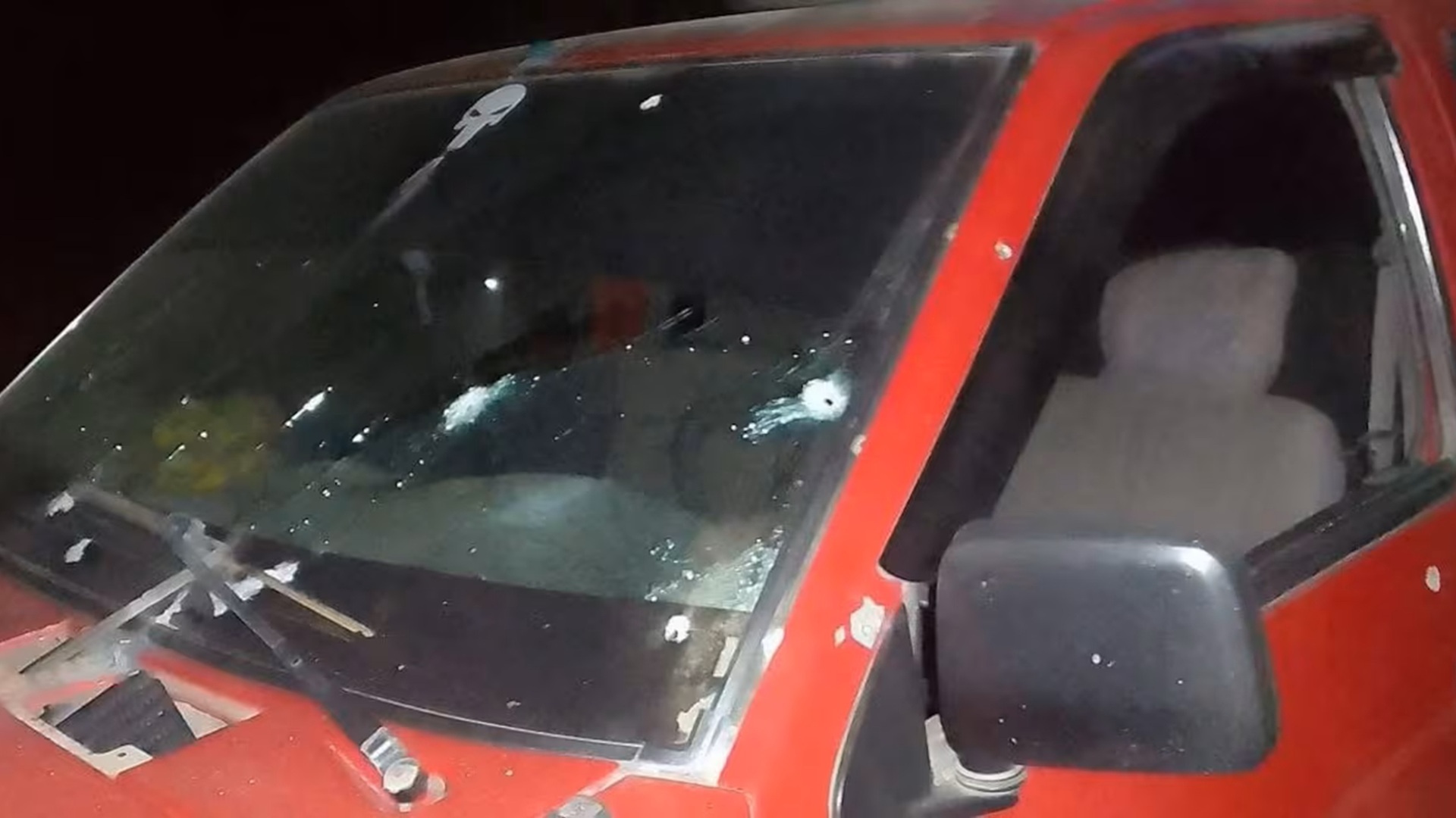 MULT denuncia emboscada en La Sabana Copala; Ezequiel Valencia Ruiz resulta herido MULT denuncia emboscada en La Sabana Copala; Ezequiel Valencia Ruiz resulta herido