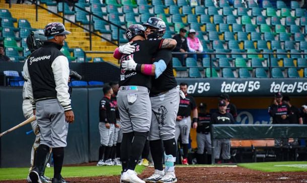 Gran regreso bélico de Guerreros de Oaxaca ante Pericos de Puebla
