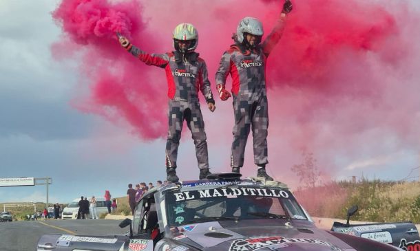 Ricardo Cordero y Marco Hernández conquistan La Carrera Panamericana 2025