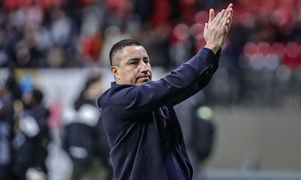 Efraín Juárez sale de Pumas: las fracturas internas que habrían provocado su salida