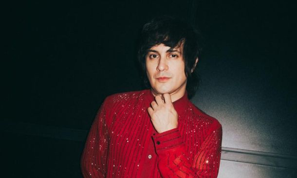 Siddhartha presenta sus éxitos en la Alameda de León en concierto gratuito