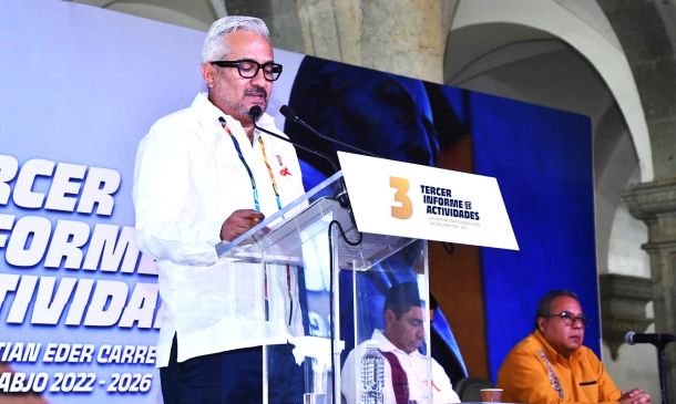 Con préstamos y apoyo del gobierno estatal, UABJO cumplió compromisos laborales de 2025