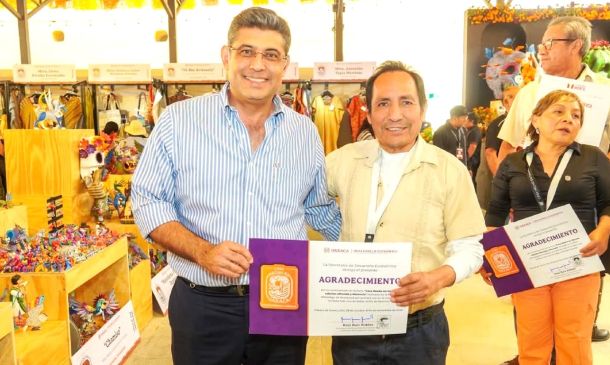 Raúl Ruiz reconoce el talento oaxaqueño con la entrega de 50 certificados “Hecho en Oaxaca” a productores locales