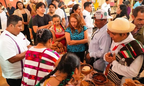 ¡Una delicia! Arranca la Expo Feria de la Cemita en Tlaxiaco
