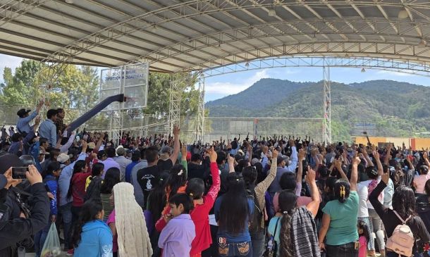 Elige Santiago Amoltepec autoridades por el Sistemas Normativos Internos