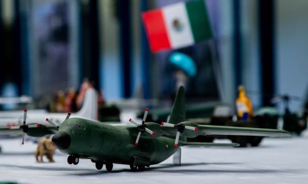 Exhiben en Exposición del Ejército Mexicano en el Palacio de Gobierno de Oaxaca