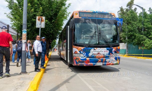 Chofer del BinniBus: Convocatoria, sueldo y requisitos en Oaxaca