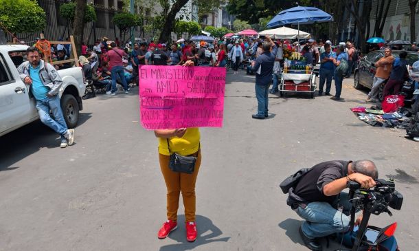 CNTE toma Pemex y bloquea aeropuerto de Oaxaca tras fracasar diálogo con Gobierno federal