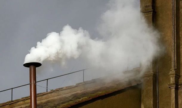 Cónclave 2025 EN VIVO: ¡Habemus Papam! Al fin, sale humo blanco de la Capilla Sixtina