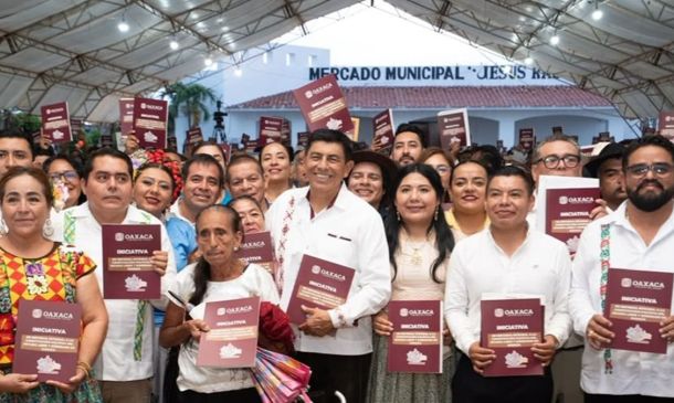 Nueva Constitución de Oaxaca propone blindar programas sociales y derechos indígenas