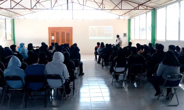 Profepa imparte taller ambiental en el CBTA 317 de Guelavía