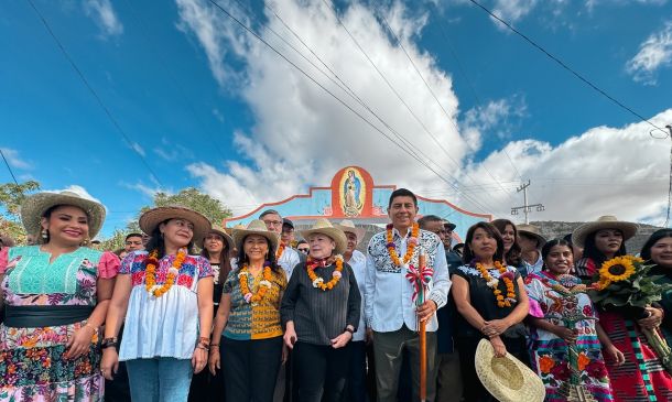 Inauguran Jara Cruz y Alicia Bárcena la primera Feria Nacional de la Agrobiodiversidad en Oaxaca