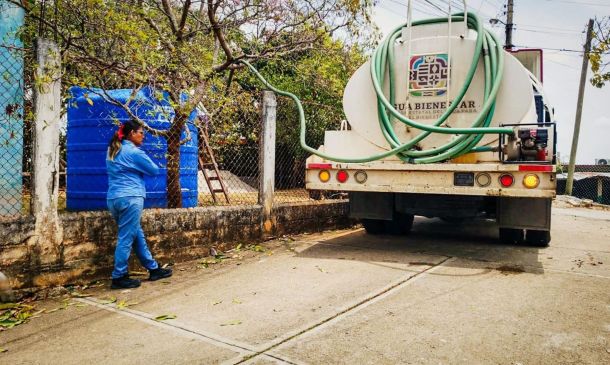 “Agua para Todas y Todos” llega al Istmo: abastecen cisternas en Petapa y Matías Romero