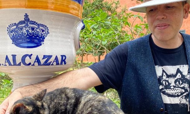 Destinos alterados, la imperdible exposición del pintor y escritor Enrique Arnaud Blum