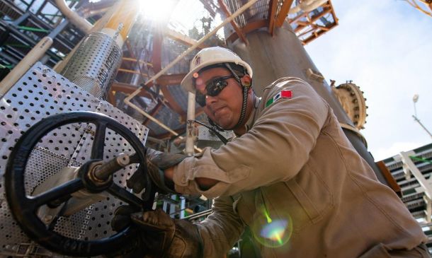 Pemex logra proceso de producción histórico: 1.27 millones de barriles diarios