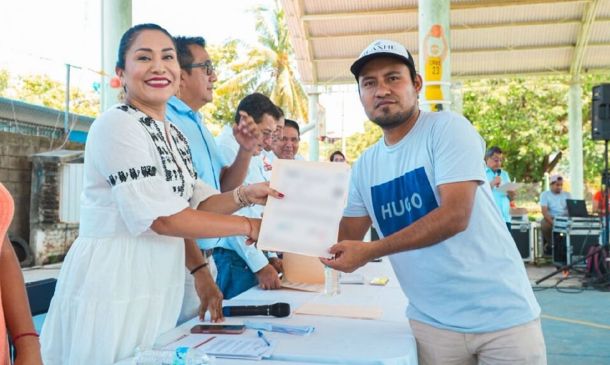 En Río Grande, concesionarios y operadores del transporte público cumplen con trámites