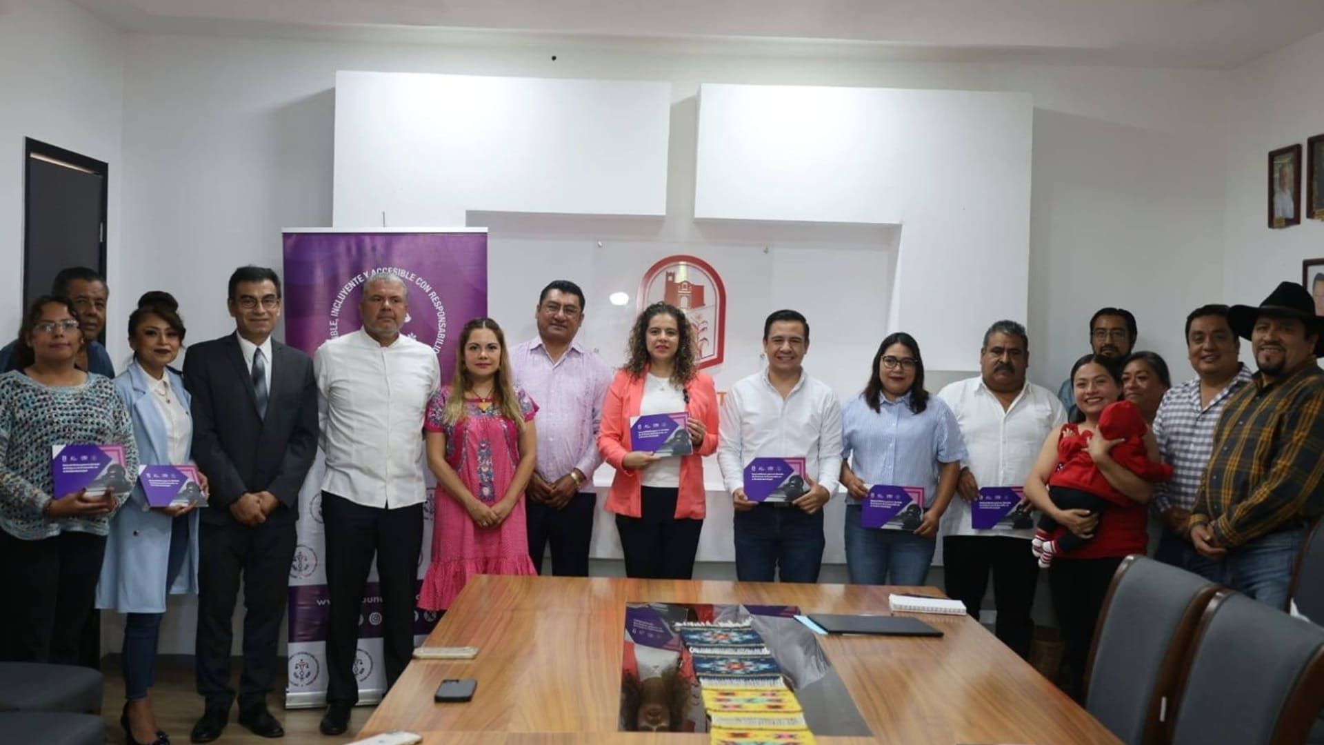 Impulsan PJEO y el Ayuntamiento de San Jacinto Amilpas políticas con rostro humano